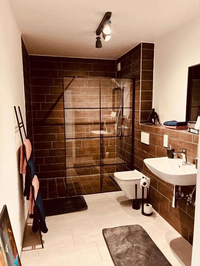 מונטבאור Better Living - Villa - Exklusiv Studio 76Qm מראה חיצוני תמונה