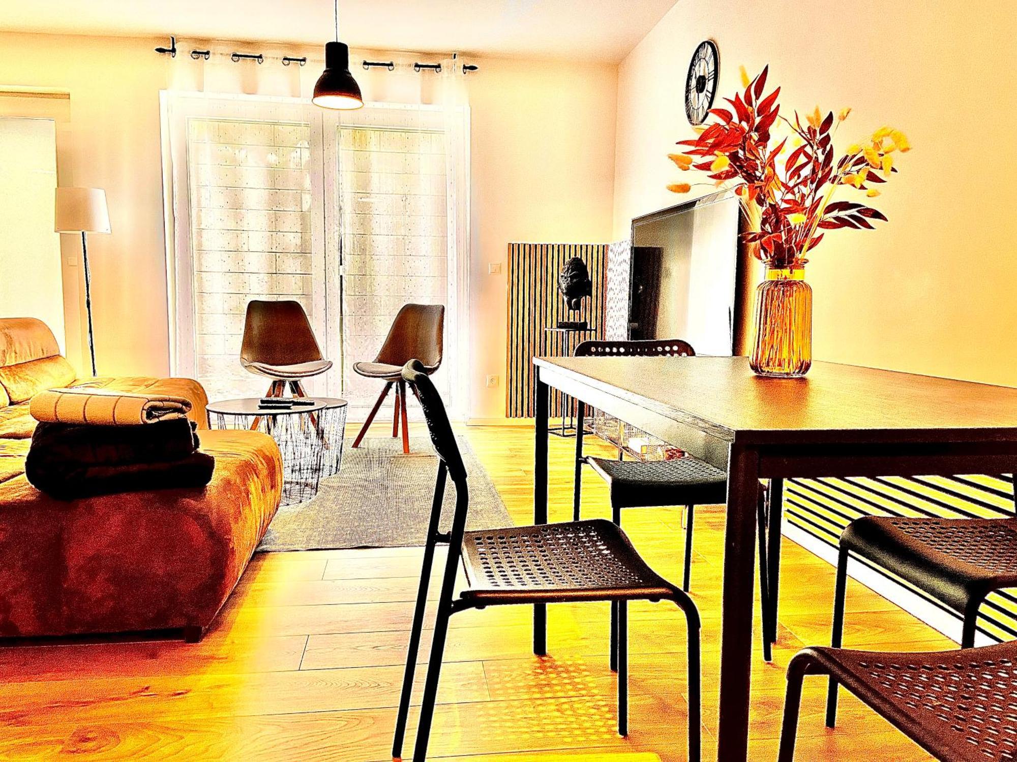 מונטבאור Better Living - Villa - Exklusiv Studio 76Qm מראה חיצוני תמונה
